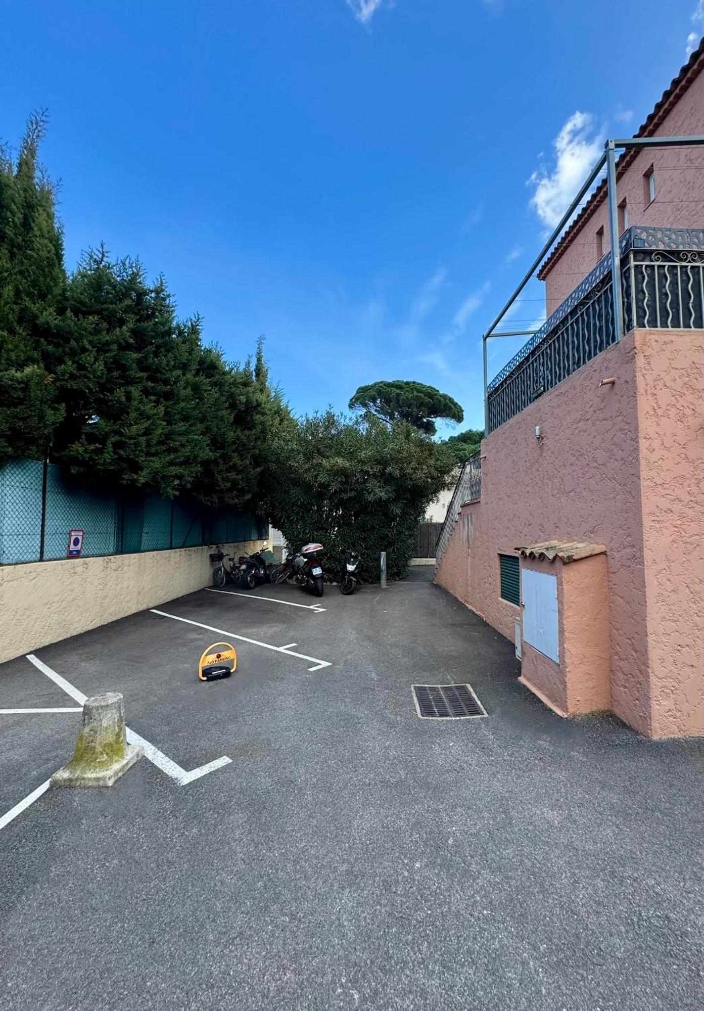 Studio Climatise, Terrasse, Parking Prive, 50M De La Plage Saint-Tropez Zewnętrze zdjęcie