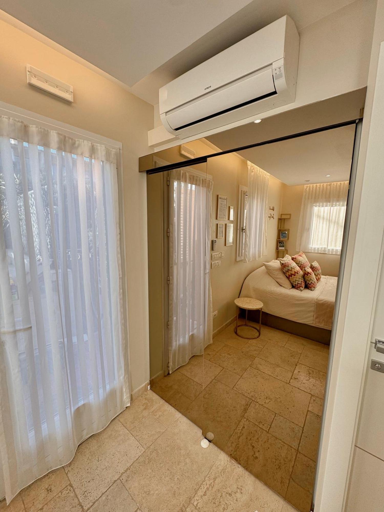 Studio Climatise, Terrasse, Parking Prive, 50M De La Plage Saint-Tropez Zewnętrze zdjęcie