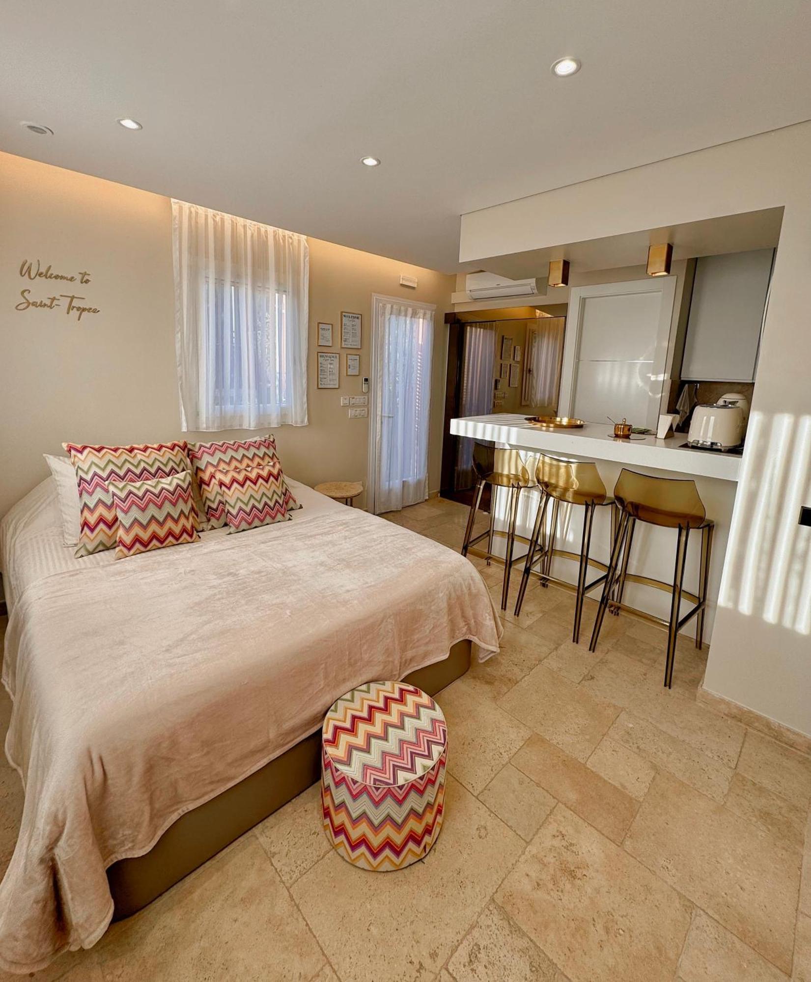 Studio Climatise, Terrasse, Parking Prive, 50M De La Plage Saint-Tropez Zewnętrze zdjęcie