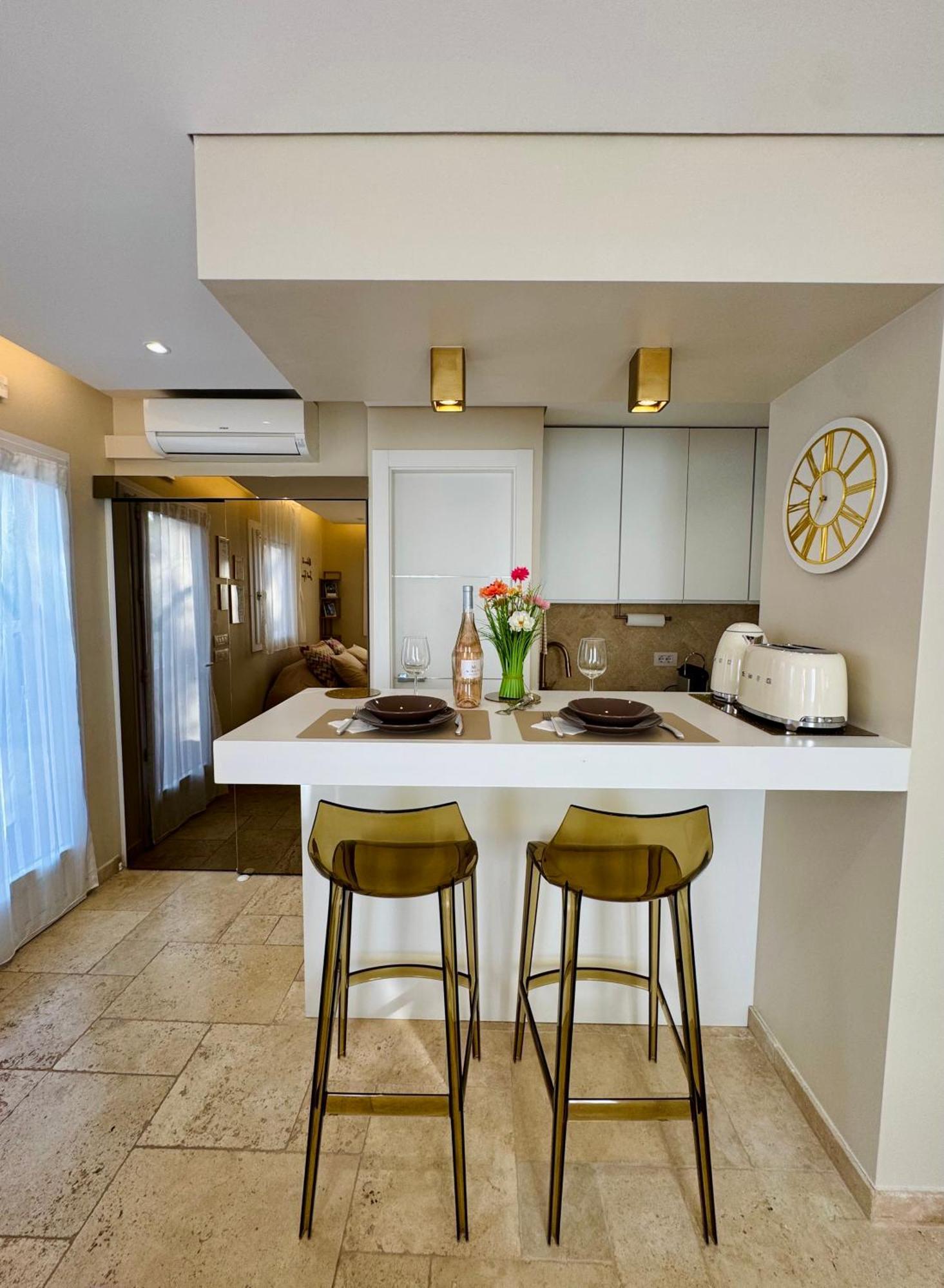 Studio Climatise, Terrasse, Parking Prive, 50M De La Plage Saint-Tropez Zewnętrze zdjęcie