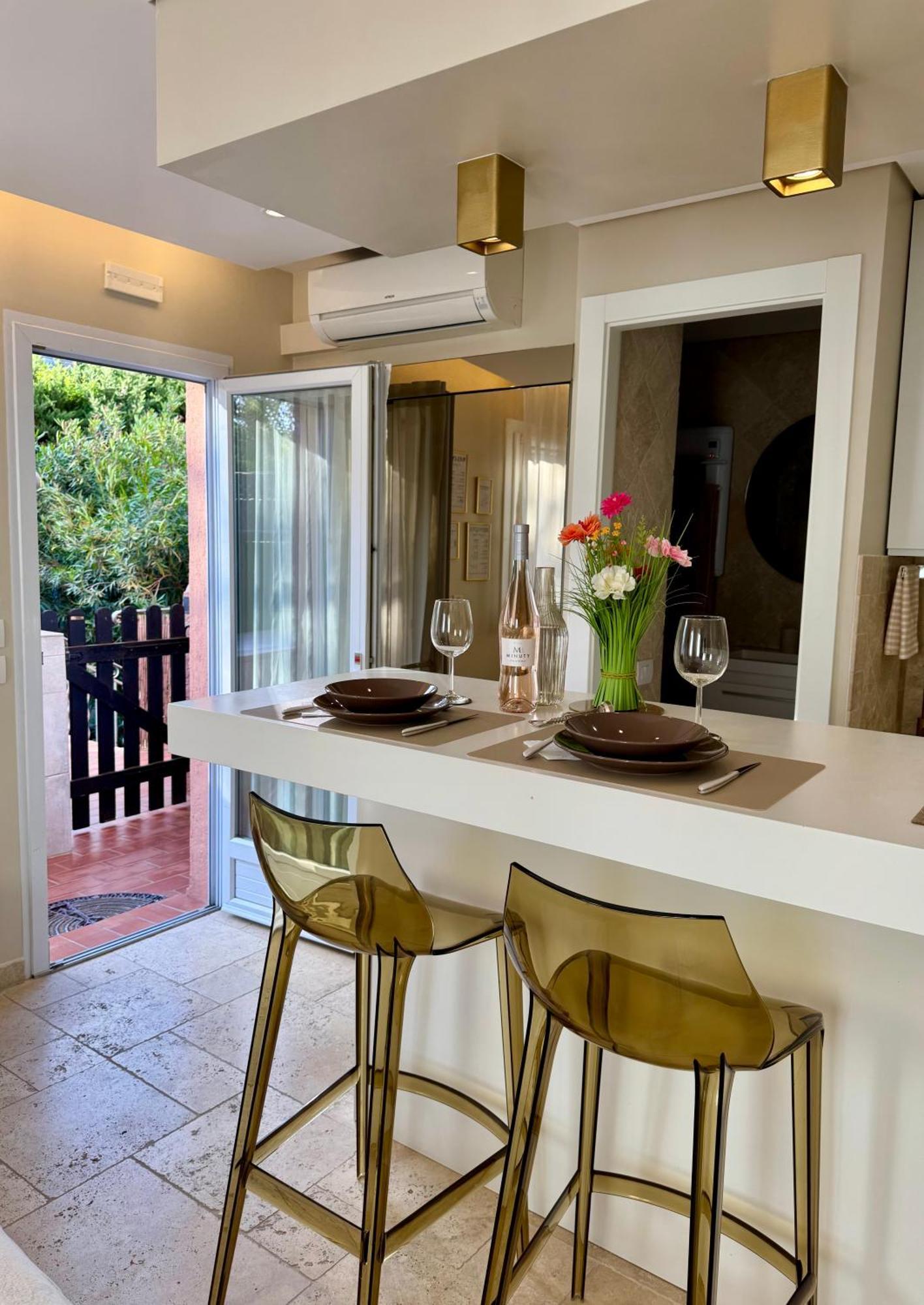 Studio Climatise, Terrasse, Parking Prive, 50M De La Plage Saint-Tropez Zewnętrze zdjęcie