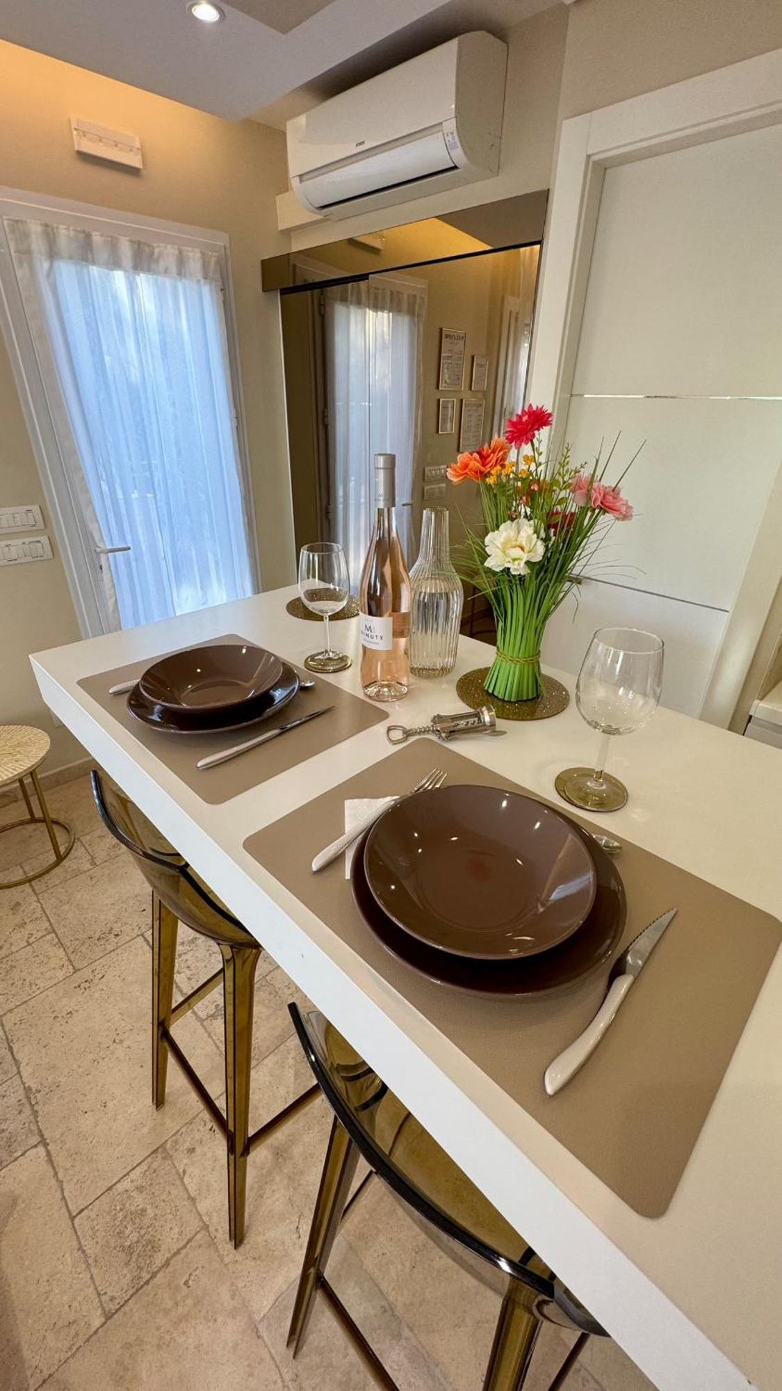 Studio Climatise, Terrasse, Parking Prive, 50M De La Plage Saint-Tropez Zewnętrze zdjęcie