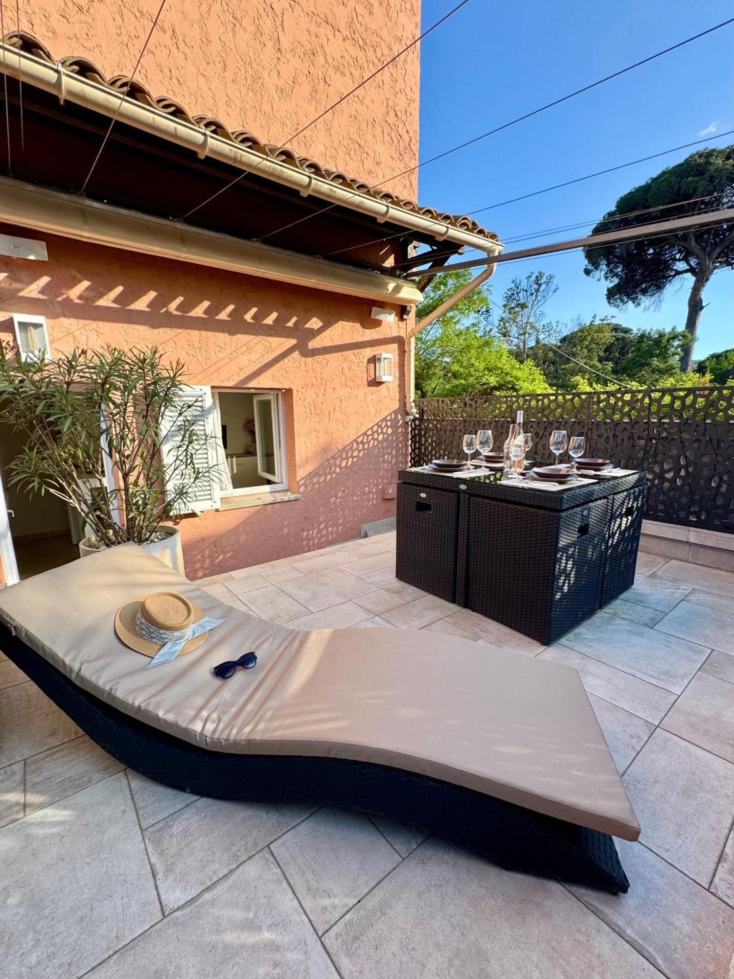 Studio Climatise, Terrasse, Parking Prive, 50M De La Plage Saint-Tropez Zewnętrze zdjęcie